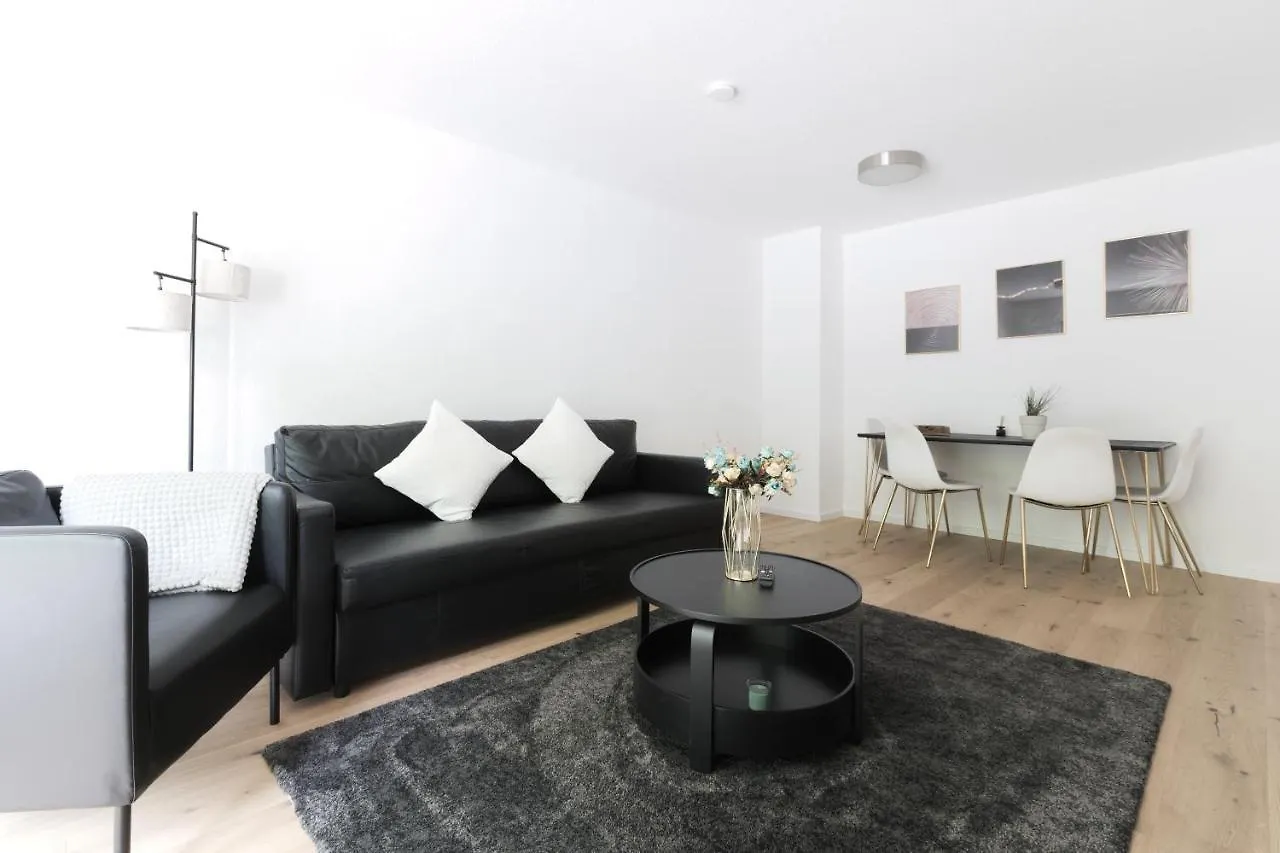 Grosse Gemutliche Wohnung Mit Waldblick Cologne 0*,